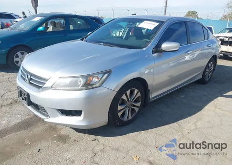 2015 Honda Accord Lx z USA, uszkodzony, nr VIN 1HGCR2F39FA200072